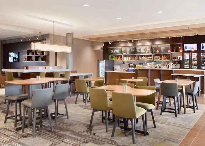 Courtyard By Marriott Boston Dedham/Westwood