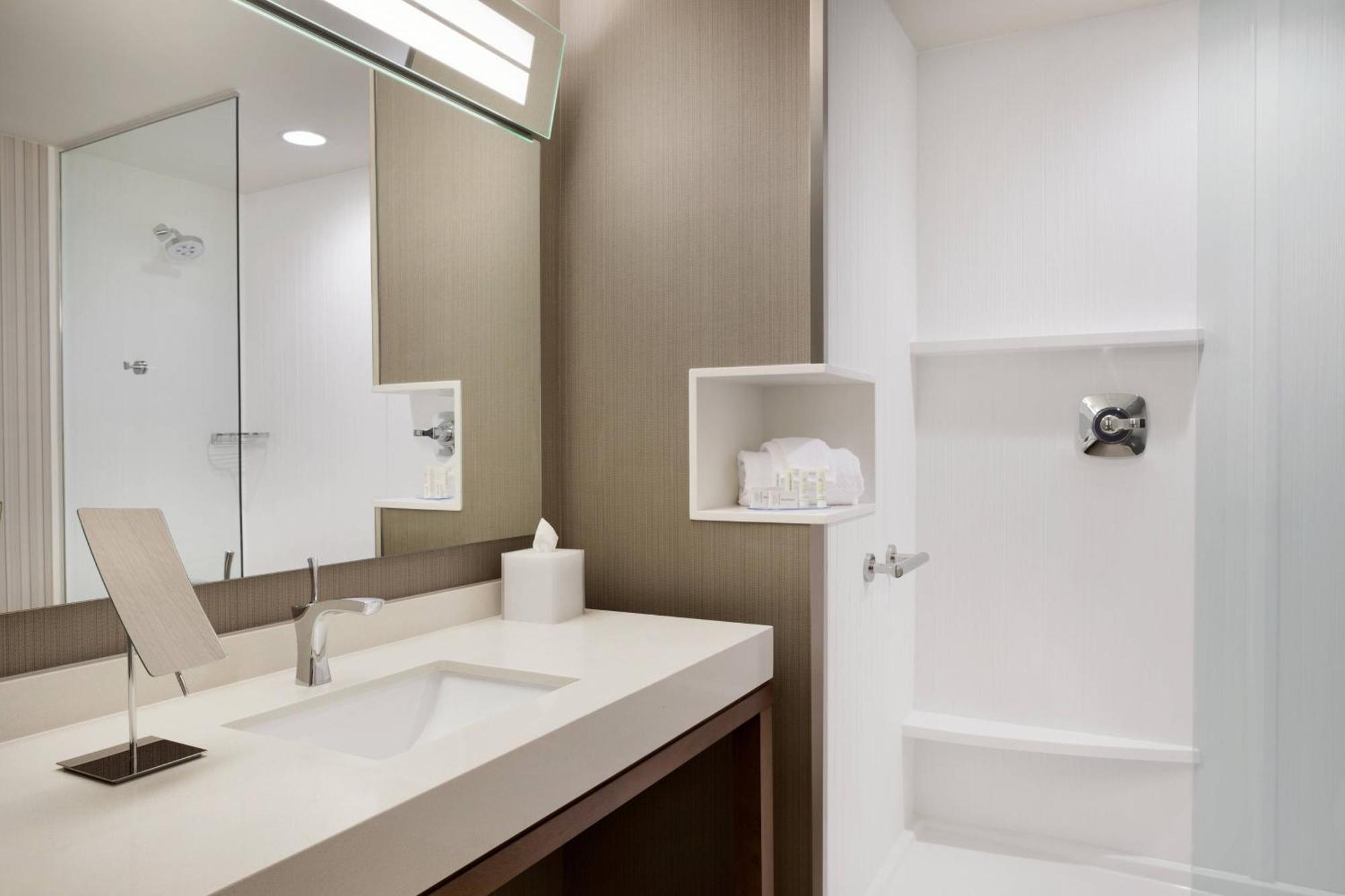 Courtyard By Marriott Boston Dedham/westwood 3*