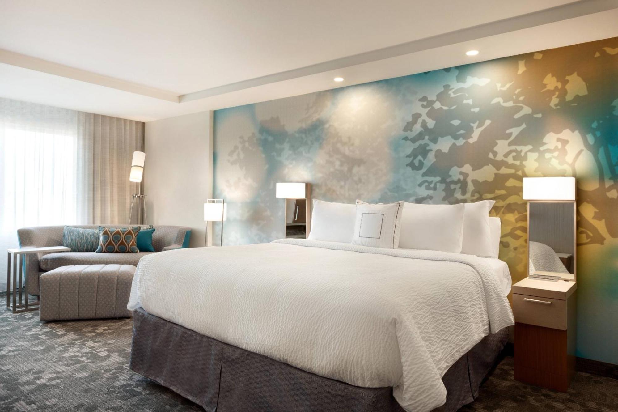 Courtyard By Marriott Boston Dedham/westwood Hotel